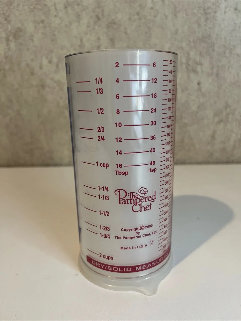 Pampered Chef Measure All Cup 2225 Adjustable Plunger Design, 2 Cup Capacity